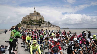 Tour de France, prima tappa e maglia gialla a Cavendish