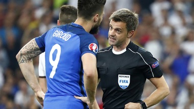 Rizzoli arbitra Germania-Francia