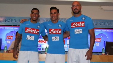 Napoli 2016/2017, ecco le nuove maglie