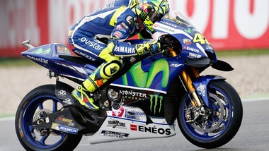 MotoGp, Rossi «La pioggia può cambiare tutto»