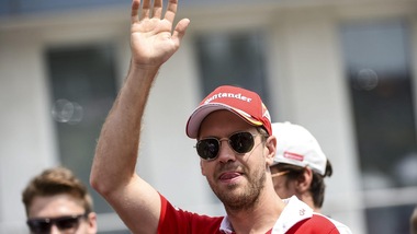 F1 Ferrari, Vettel: «Non vado alla Mercedes»