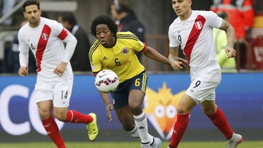 Calciomercato Fiorentina, occhi su Carlos Sanchez