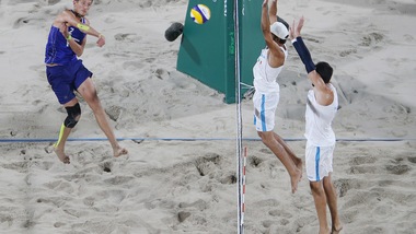Beach Volley: Rio 2016, Nicolai-Lupo fantastici, è finale per l'oro