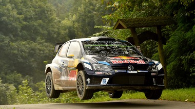 Rally Germania, Mikkelsen davanti a tutti