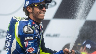 MotoGp Brno, Rossi: «Da “patacca” a eroe, ci è andata bene»