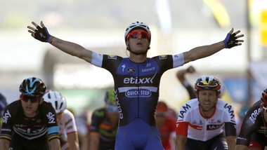 Vuelta: volata a Meersman, maglia a Kwiatkowski