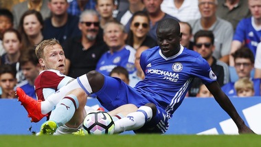 Chelsea, Kanté: «Mourinho mi ha chiamato, ma ho preferito Conte»