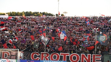 Serie A, Crotone-Atalanta si gioca a Pescara