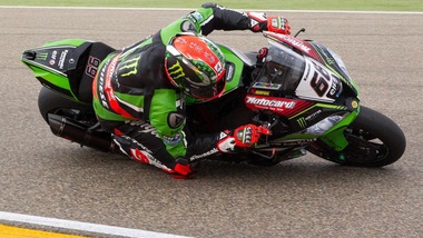 SBK, intervento riuscito per Tom Sykes