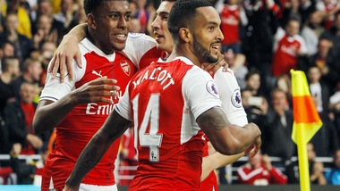 Calciomercato: «Il Barcellona vuole Bellerin, l'Arsenal vuole 35 milioni»