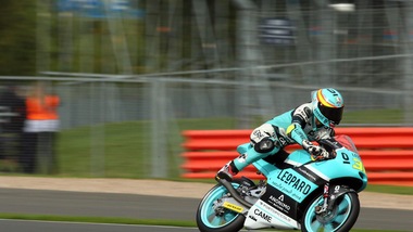 Moto3, Leopard ingaggia Loi