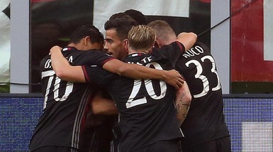 Serie A, Milan-Sassuolo 4-3. Apre Bonaventura, chiude Paletta in rimonta