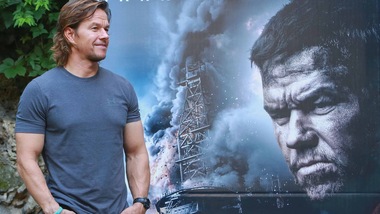 Mark Wahlberg a Roma presenta il suo film "Deepwater Horizon"