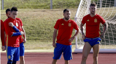 Callejon, Morata e gli altri a lavoro: la Spagna si prepara per la sfida all'Italia