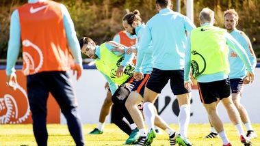 Mondiali 2018, Olanda: grinta Strootman nell'allenamento degli Orange