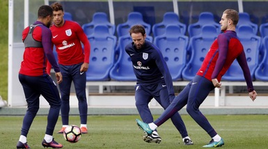Inghilterra, torello per Southgate prima del debutto contro Malta