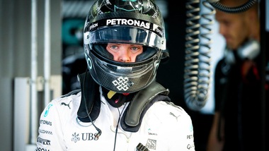 F1, Giappone: pole a Rosberg, Raikkonen terzo
