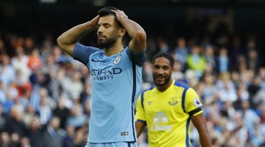 Premier League, il City sbaglia e frena. Aggancio Arsenal in testa