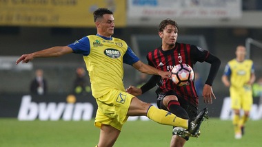 Moviola serie A, su Inglese non c’è rigore. Paletta fa fallo, arriva l’1-2