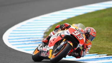 MotoGp, Phillip Island: Marquez in pole, Rossi 15/o