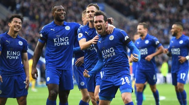 Premier League, l'Arsenal delude. Liverpool in testa, Leicester show