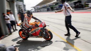 MotoGp Malesia: Marquez domina le prime libere, Rossi quinto