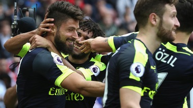 Sunderland-Arsenal 1-4: Sanchez-Giroud show, Gunners al comando della Premier League