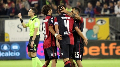 Serie A, Cagliari-Palermo 2-1: super Dessena, De Zerbi traballa