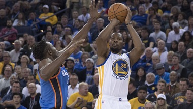 Durant travolge i Thunder, Golden State a valanga