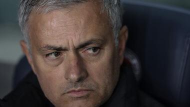 Manchester United, Mourinho vuole cacciarne otto: anche Darmian e Schweinsteiger