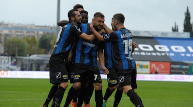 Serie B Vicenza-Latina, probabili formazioni e tempo reale alle 18