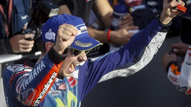 MotoGp, Valencia: assolo di Lorenzo, Iannone terzo davanti a Rossi