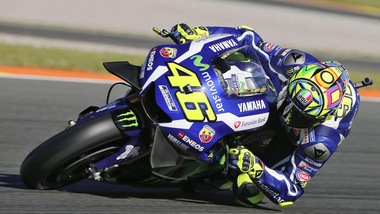 MotoGp, test Valencia: Rossi il migliore, bene Iannone