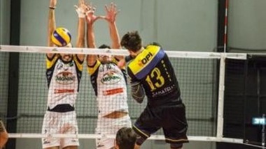 Volley: A2 Maschile Girone Blu Spoleto vince il recupero con la Materdomini.it