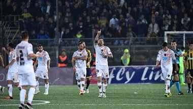 Lega Pro, Juve Stabia-Lecce 2-3: anche il Foggia in testa