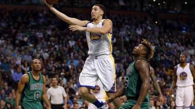 Thompson asfalta i Pacers, Clippers senza freni