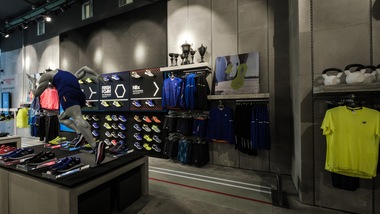 Primo flagship store a Milano per New Balance