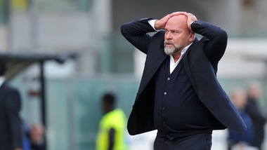 Serie B Trapani, Cosmi si sfoga: «Pisa aiutato dagli arbitri»