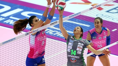 Volley: A1 Femminile, Bergamo soffre ma mantiene il primato