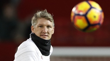 Schweinsteiger, spunta l'ipotesi Santos per il tedesco