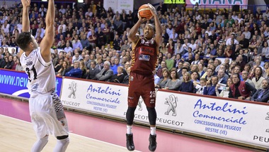 Champions League, Varese e Venezia completano l'en-plein