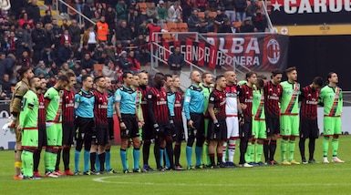 Serie A, Milan-Crotone (2-1): il vantaggio degli ospiti non serve, Lapadula regala la vittoria