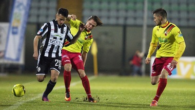 Lega Pro, Siena-Lucchese 1-2: doppietta per Forte