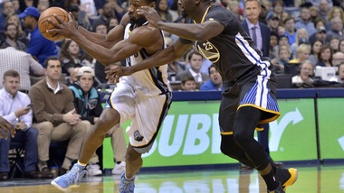 Golden State crolla a Memphis, Lebron inarrestabile