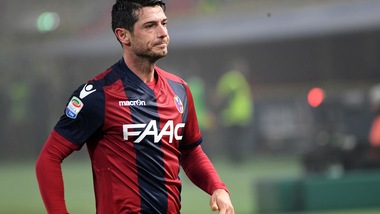Calciomercato, Bologna-Montreal va in cortocircuito per Dzemaili