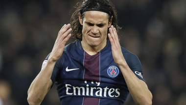 Cannavaro propone 20 milioni a Cavani
