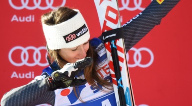 Sofia Goggia festeggia il sesto podio con la dab dance