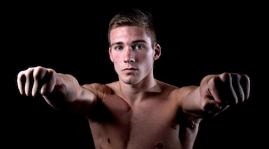 Il pugile Nick Blackwell esce dal coma dopo l'ultimo grave incidente
