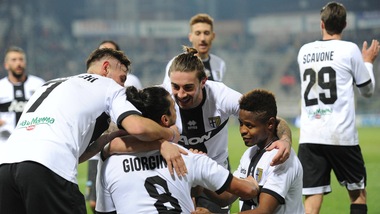 Lega Pro Parma-Modena 3-1, il derby è crociato