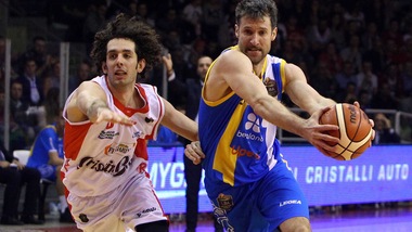 Tegola per Reggio Emilia: si ferma Della Valle